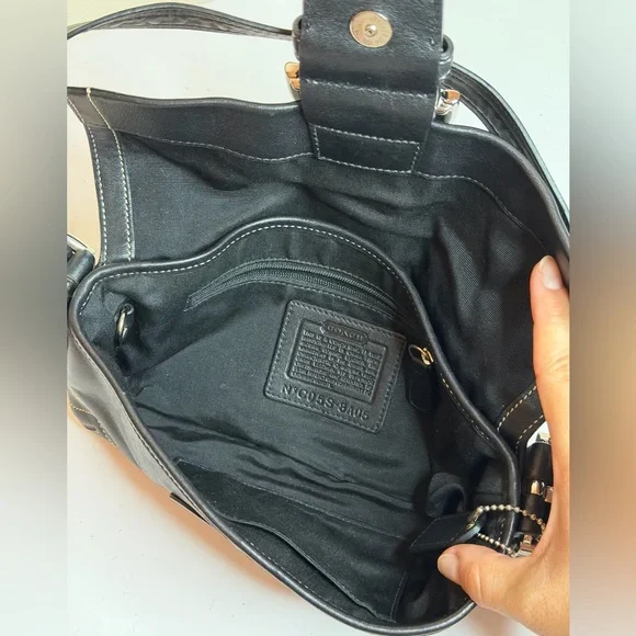 バッグ COACH handbag shoulder bag leather y2k Coach SMALL 10577 Vintage Y2K Black Soho Leather Crossed Handle